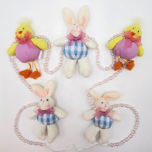 “Avon” Charming Easter Garland – NEW